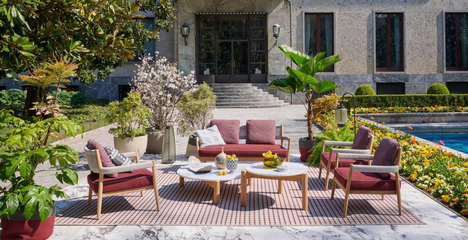 Cassina outdoor Dine-out collection