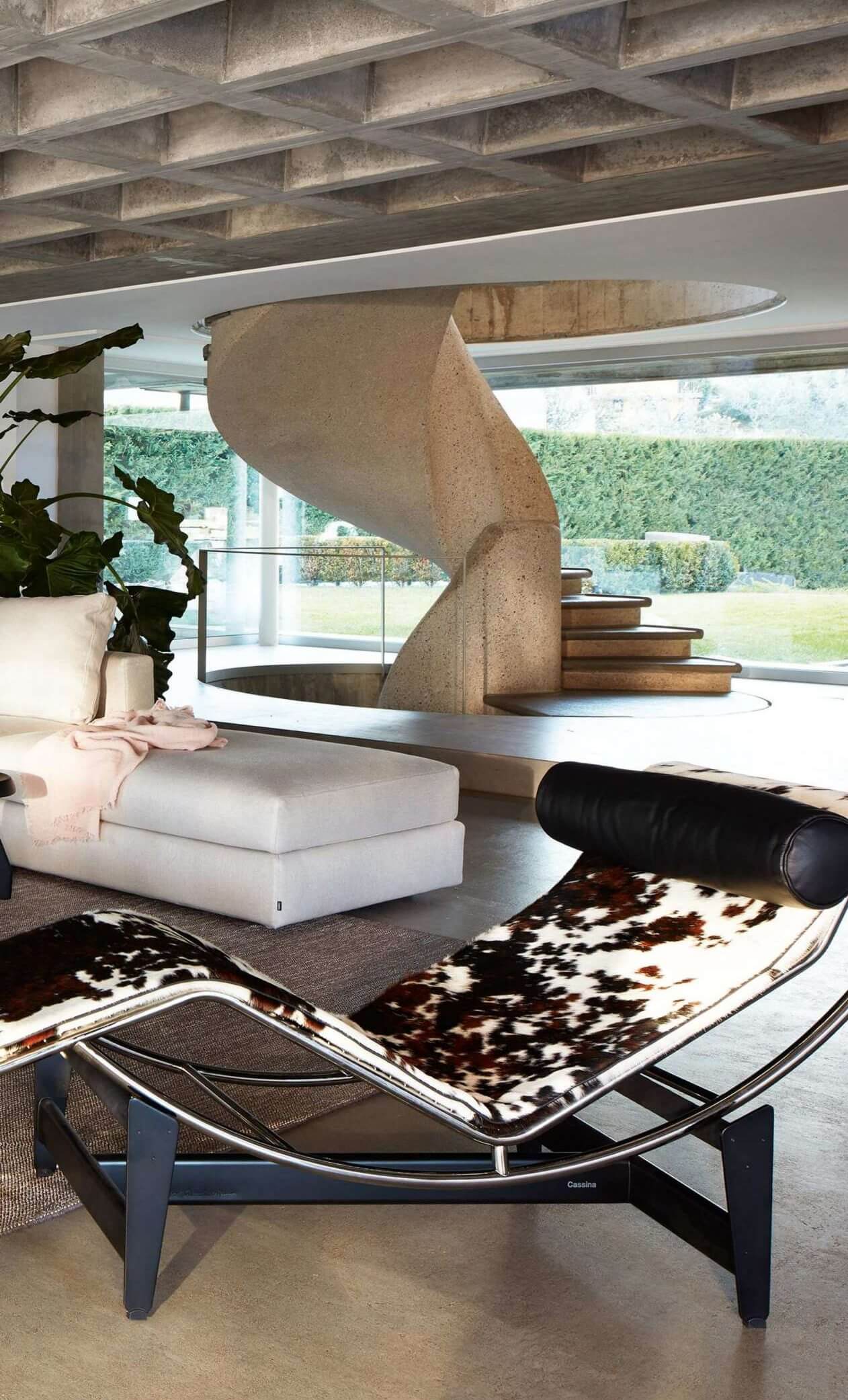 LC4 Chaise Lounge Euro Creations